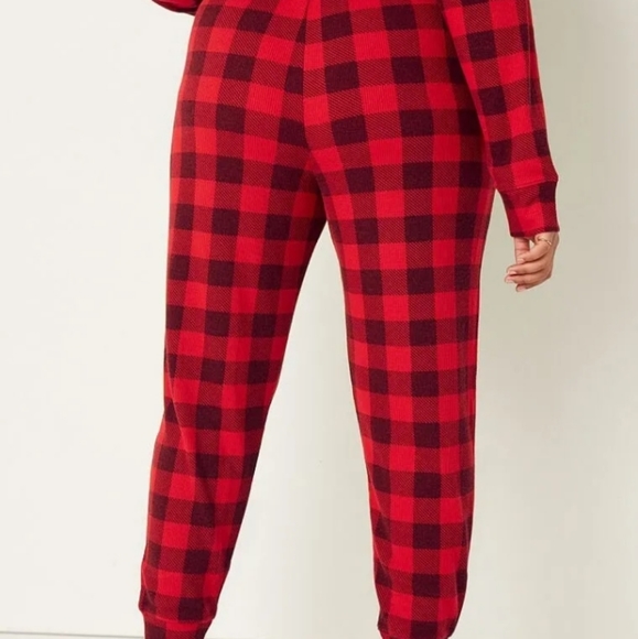 Victoria secret- Red & Black Plaid Thermal Jogger/Lounge Pants-L - Picture 2 of 4